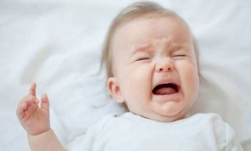 Bebeklerde Bağırsak Hastalıkları Belirtileri ve Tedavisi